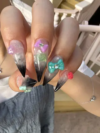 ネイル añil所属・anil miyuのネイルデザイン