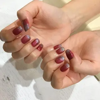 ネイル Nest 岩崎のネイルデザイン