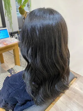 ロング カラー h Blanche 丸山 稚葉のヘアスタイル
