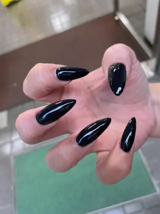 ネイル Nail Salon L'arc所属・💊大阪/心斎橋 moni🧠のネイルデザイン