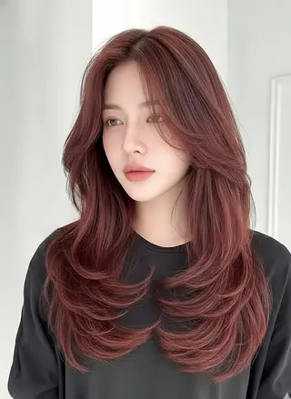 ロング カラー Telasu所属・gata gataのヘアスタイル