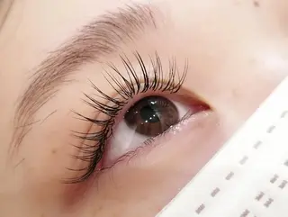 マツエク・マツパ Favori 田辺のマツエク・マツパデザイン