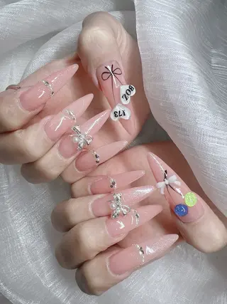 ネイル Lee Nails チップ長さだし専門店のネイルデザイン