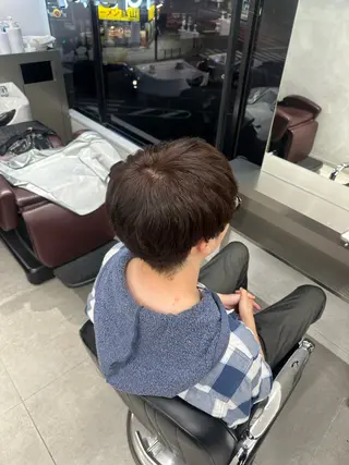 ショート カラー 中山 柊のヘアスタイル