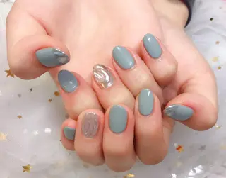 カラー ネイル Q Free nailsのネイルデザイン
