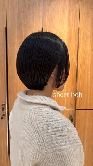 ショート mino🌼🌈 ボブ/透明感カラーのヘアスタイル