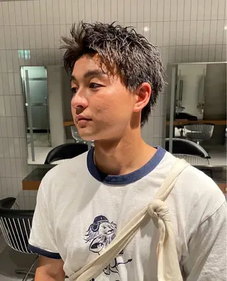 メンズ スパイキーショート/ センターパート/奈菜のヘアスタイル