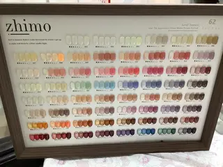 ネイル pink ladyサロン所属・べ にのネイルデザイン