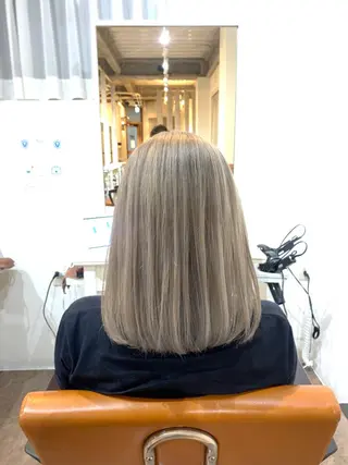 ミディアム カラー na3moe【ナナナモエ】所属・髪質改善✨カラー特化 サロン🎨平尾晃一のヘアスタイル