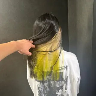 ロング カラー TAKUMI ハイトーン/ウルフのヘアスタイル