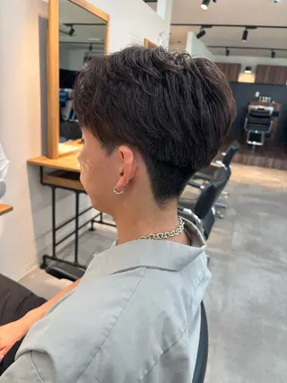 メンズ フェザーパーマ/韓国 /メンズカット/保立のヘアスタイル