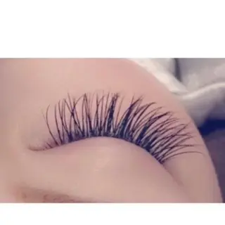 マツエク・マツパ しもかわ かほのヘアスタイル