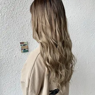 ロング eye エクステ専門店Rのヘアスタイル