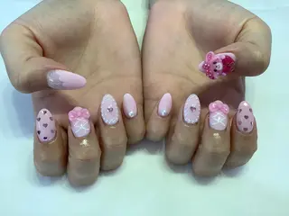 ネイル 💎🐰 saki. m 🐰💎のネイルデザイン