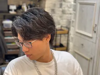 ミディアム メンズ million bucks barber shop 神田店所属・Mr.Ken /ショートパーマのヘアスタイル