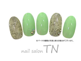 ネイル 矢川 まどかのネイルデザイン