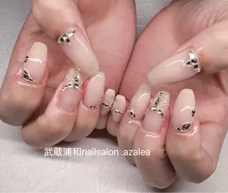 ネイル R inのネイルデザイン