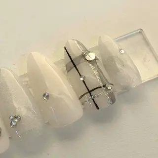 ネイル élu by Noriko 前原のネイルデザイン