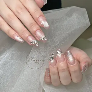 ネイル Maggie Nail🦩のネイルデザイン