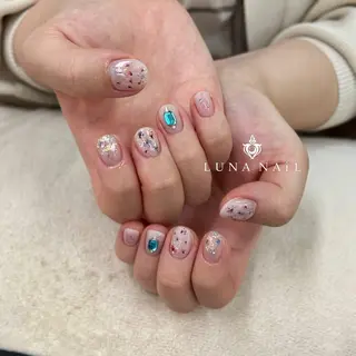 ネイル アトリエ　ミモザ所属・いまむら あかりのネイルデザイン