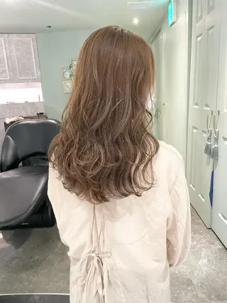 ロング カラー Kanami/韓国風 /艶カラーのヘアスタイル