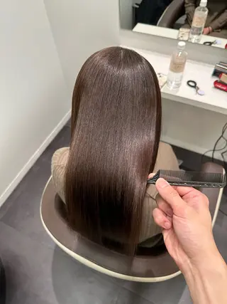 ミディアム Wisteria所属・美髪特化✨ 伊織✨縮毛矯正✨のヘアスタイル