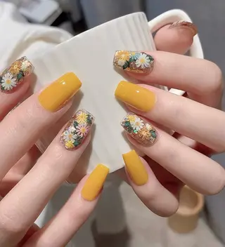 ネイル トータルビューティー サロンワンダーのマツエク・マツパデザイン