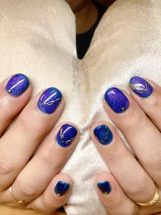 ネイル ECLAT エクラ所属・寺山 千鶴のネイルデザイン