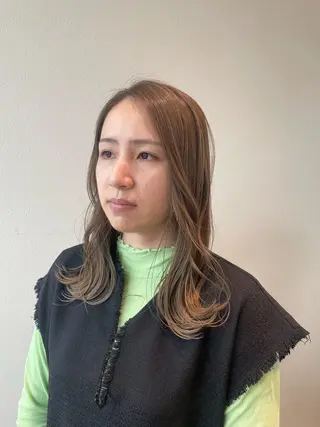 セミロング カラー ヘアアレンジ 木村 架音のヘアスタイル
