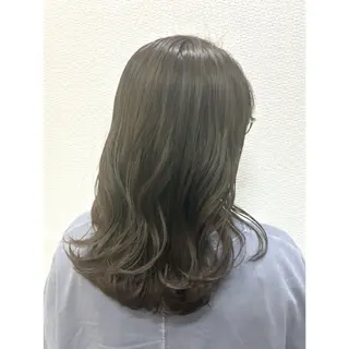 セミロング 【透明感カラー✖️ 髪質改善】カナ🌸のヘアスタイル