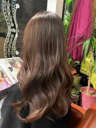 セミロング アフィロス所属・五十嵐 舞のヘアスタイル