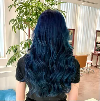 セミロング カラー ヘアアレンジ 🌹TikTok４万 ﾌｫﾛﾜｰ🌹AKIのヘアスタイル