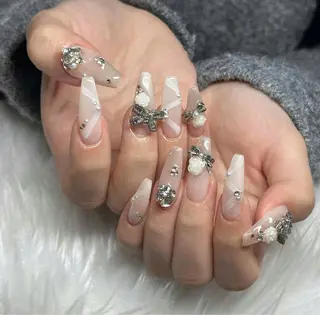 ネイル Tini ANA.CHUOのネイルデザイン