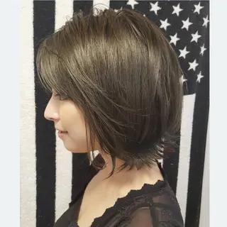 ショート カラー フリーランス所属・韓国ヘア レイヤー くびれヘアMATSUのヘアスタイル