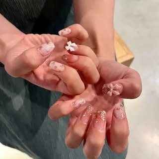 ネイル 友田 晴香のネイルデザイン