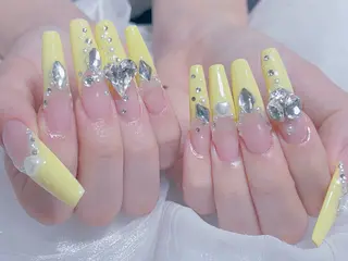 ネイル ネイルサロンエクラ 🫧Shizukaのネイルデザイン