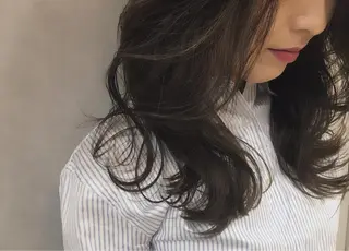 セミロング カラー nubes所属・🌟高田 聖菜🌟のヘアスタイル