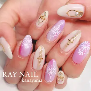 ネイル Arowa 伊田のネイルデザイン