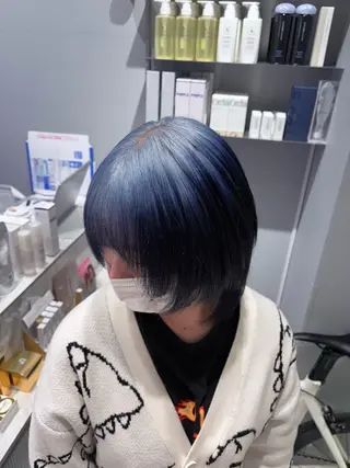 ミディアム カラー 菜々🫧新宿 透明感ケアブリーチのヘアスタイル