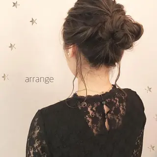 ミディアム ヘアアレンジ salon AKIRA所属・市川 千夏のヘアスタイル