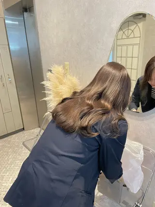 ロング 女性スタイリスト専門サロン Zina 天神西通り所属・艶髪韓国ヘア MANAMI🎀のヘアスタイル