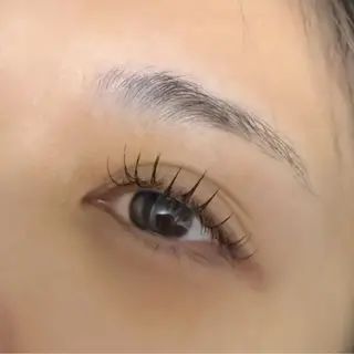 マツエク・マツパ CARNA所属・Carna makiのマツエク・マツパデザイン