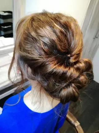 ヘアアレンジ 中津No.1髪質改善 店長✨透ける暗髪のヘアスタイル