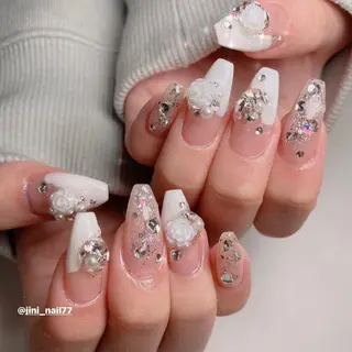 ネイル JINI NAIL所属・ジニ ネイルのネイルデザイン