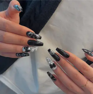 ネイル Lyna 池袋のネイルデザイン