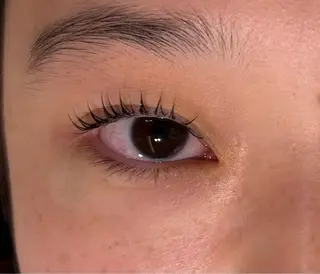 マツエク・マツパ 石川 菜月のヘアスタイル