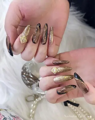 ネイル TIDY M&Mのネイルデザイン