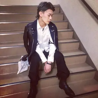 ショート ウルフカット／吉村 桃子のヘアスタイル