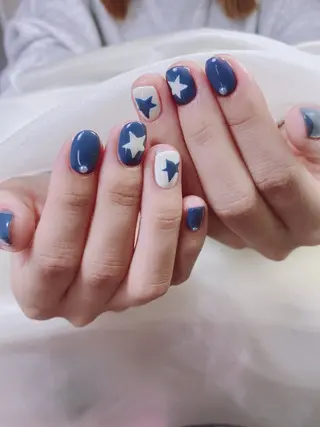 ネイル えい このネイルデザイン