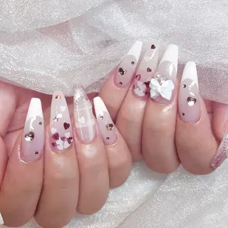 ネイル moca  心斎橋店所属・moca心斎橋店 Aina🐈‍⬛🤍のネイルデザイン